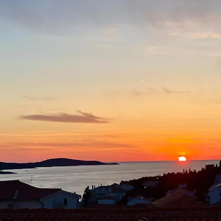 Loft With Sea And Fortress View Hvar Apartman Hvar Town