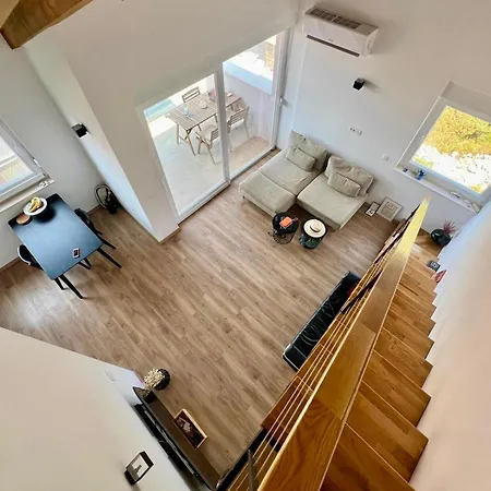 Loft With Sea And Fortress View Hvar